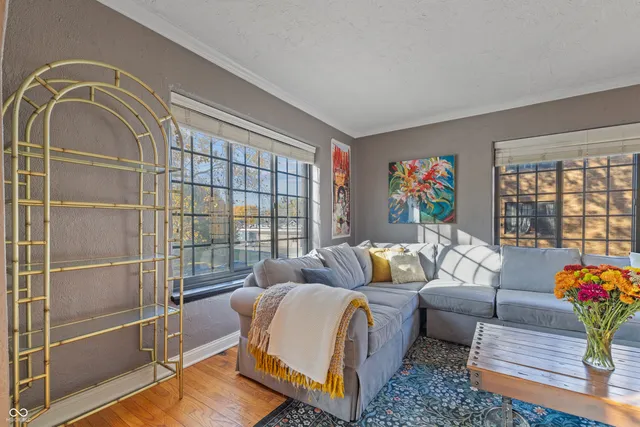 $194,900 | 5347 North College Avenue, Unit 202, Indianapolis, IN 46220