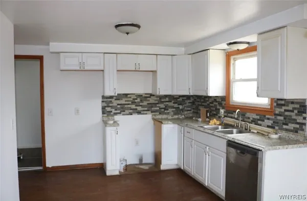 $359,900 | 35 Crandon Boulevard, Cheektowaga, NY 14225