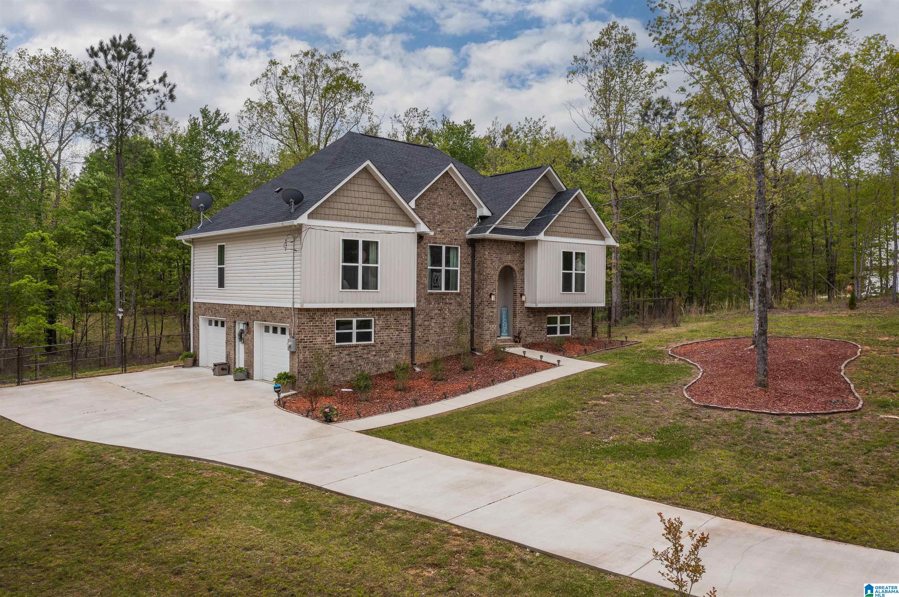 89 Tyler Road Remlap, AL 35133 - Photo 2 of 29