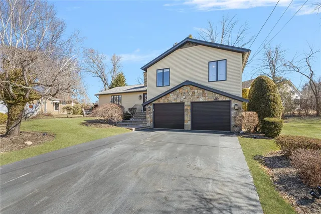 $699,900 | 46 Forest View Drive, North Providence, RI 02904