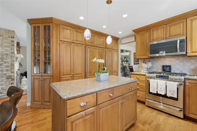 $699,900 | 46 Forest View Drive, North Providence, RI 02904