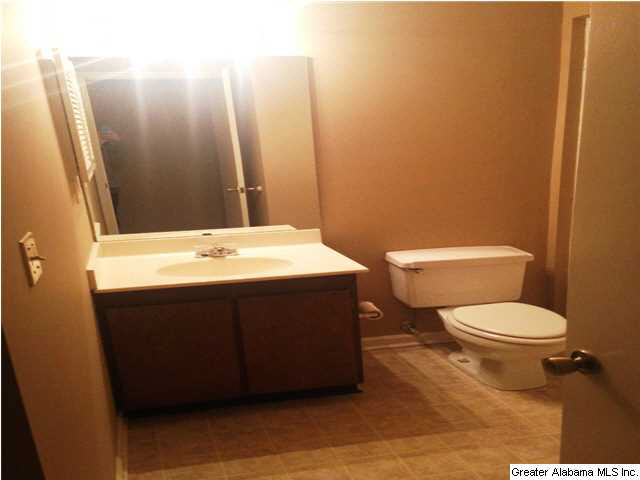 3914 Watermelon Road, Unit 400B Northport, AL 35473 - Photo 11 of 12
