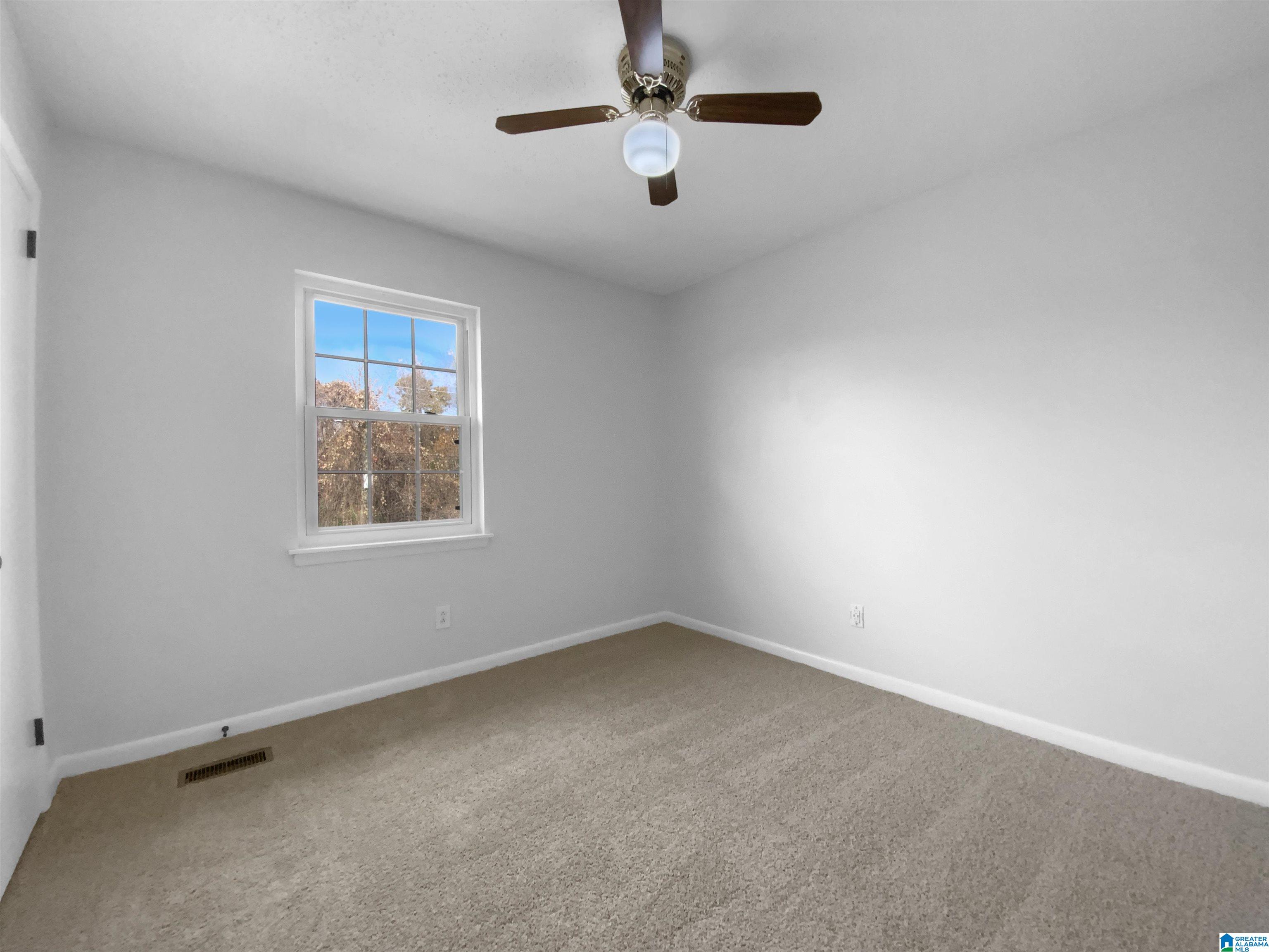 461 4th Way Pleasant Grove, AL 35127 - Photo 9 of 20