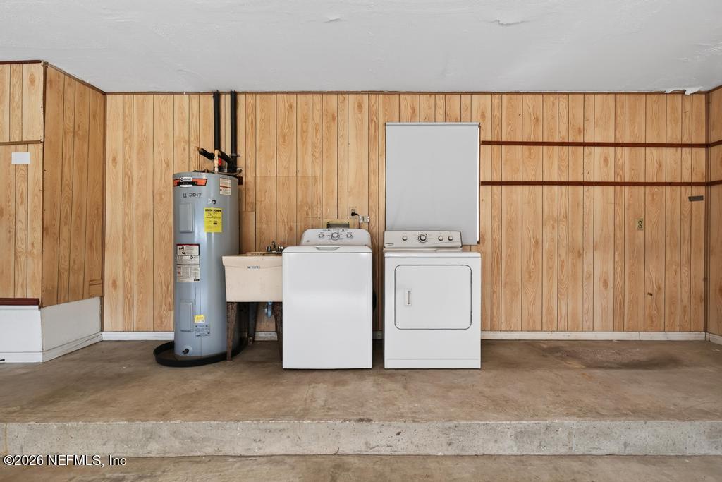 951 Grace Terrace Jacksonville, FL 32205 - Photo 22 of 27 Laundry