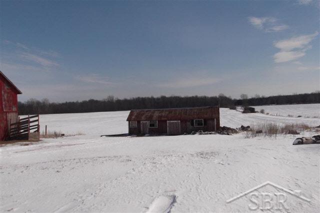 3307 South Kirk Road Vassar, MI 48768 - Photo 2 of 4 20091273-3.JPG