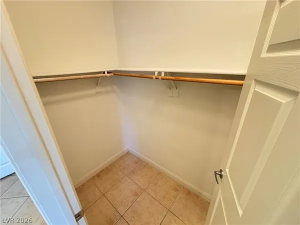 $1,295 | 5250 South Rainbow Boulevard, Unit 2050, Las Vegas, NV 89118