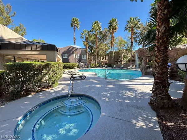 $1,295 | 5250 South Rainbow Boulevard, Unit 2050, Las Vegas, NV 89118