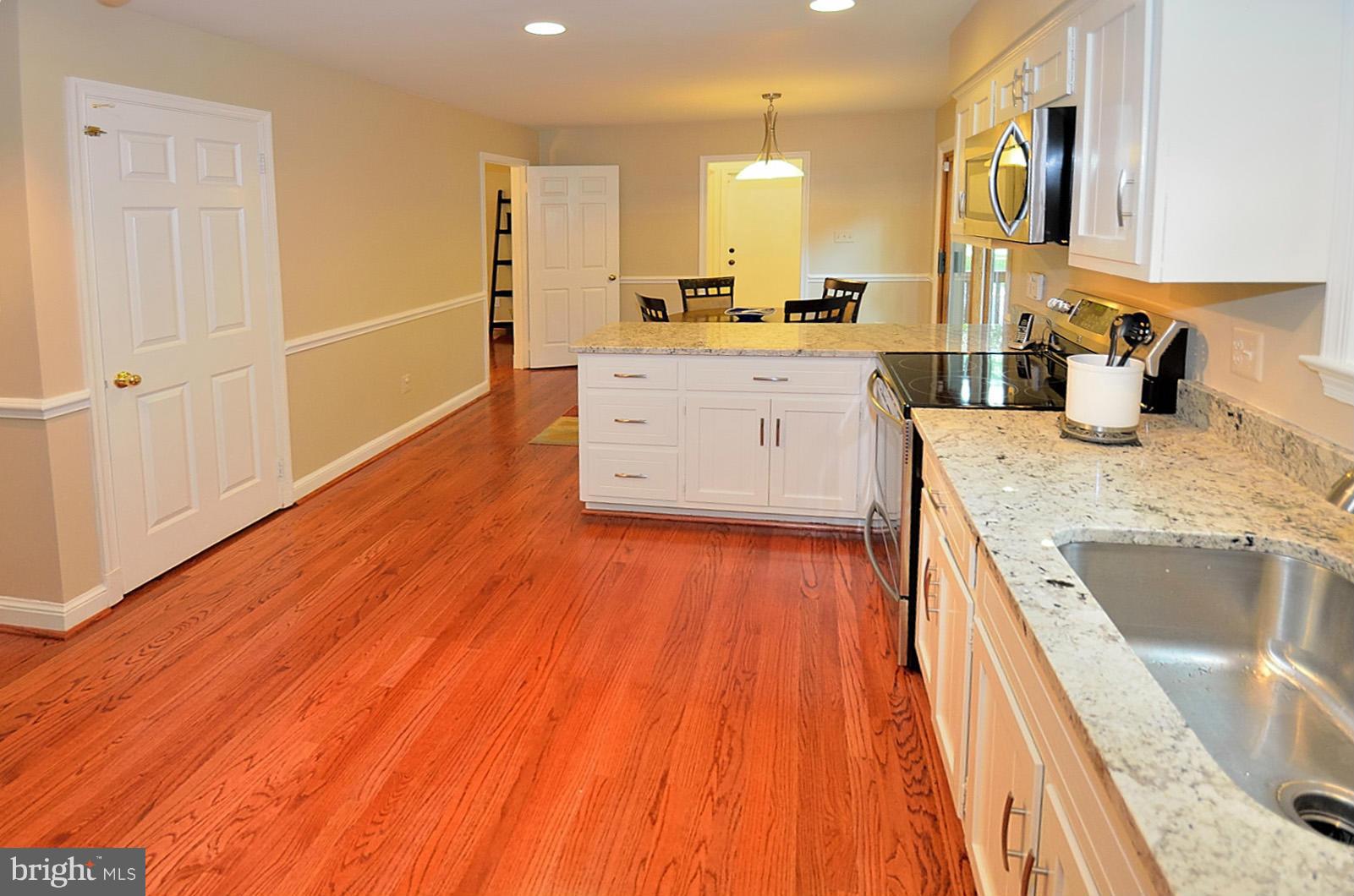 6315 Buffalo Ridge Road Falls Church, VA 22044 - Photo 11 of 29 Kitchen