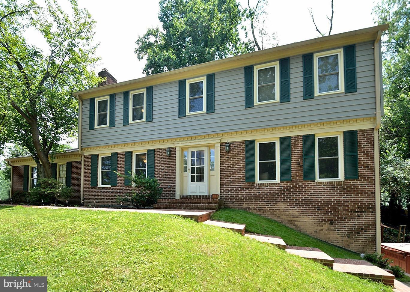 6315 Buffalo Ridge Road Falls Church, VA 22044 - Photo 2 of 29 Exterior (Front)