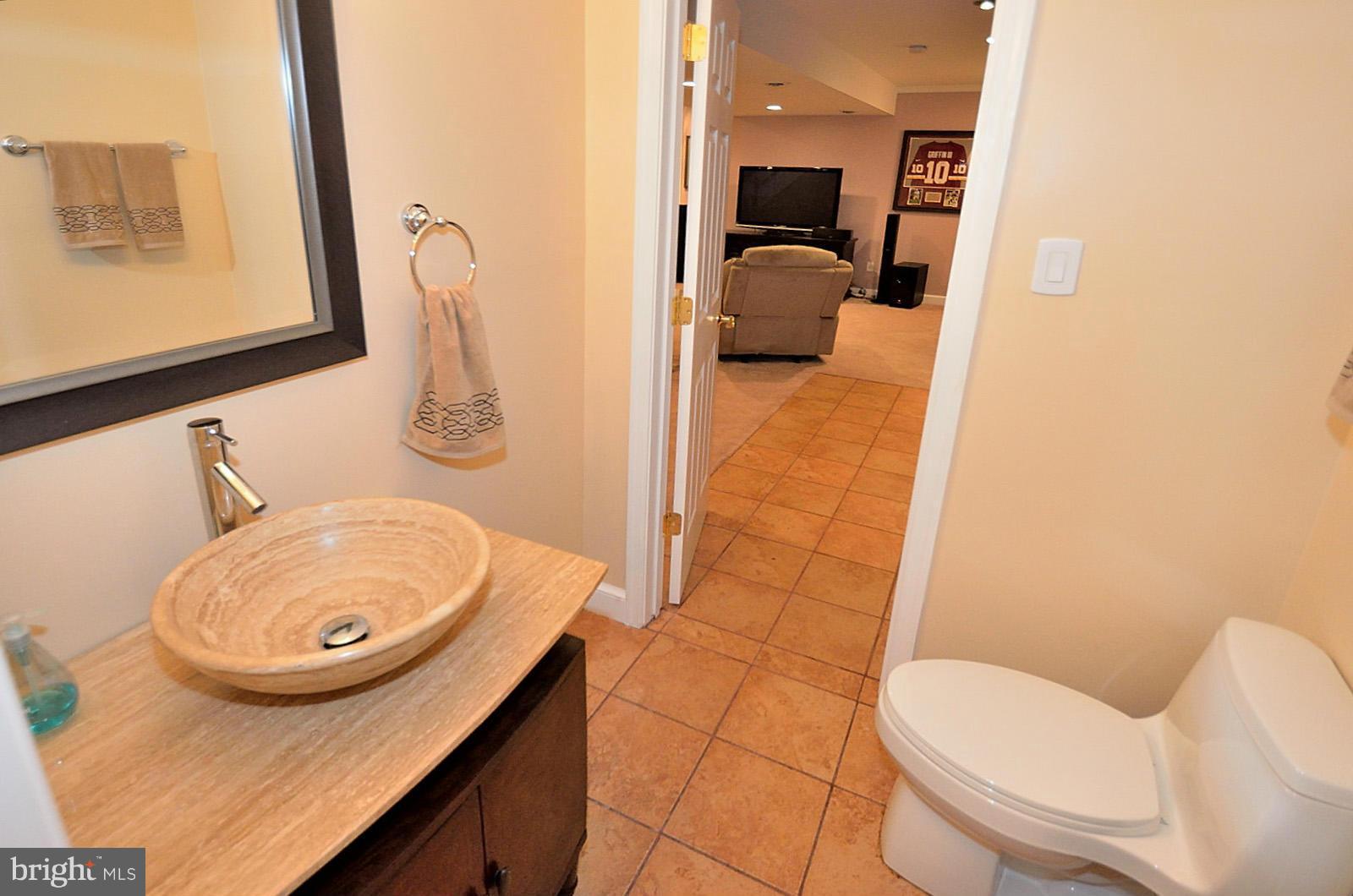 6315 Buffalo Ridge Road Falls Church, VA 22044 - Photo 26 of 29 Bath