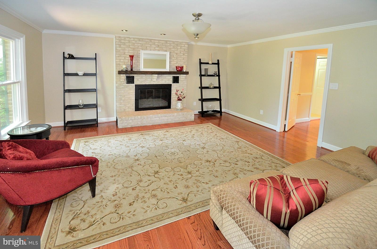 6315 Buffalo Ridge Road Falls Church, VA 22044 - Photo 5 of 29 Family Room