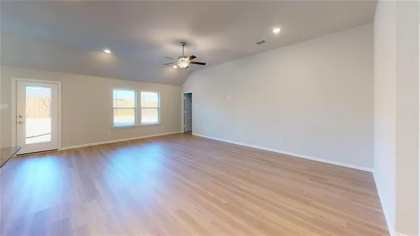 $2,550 | 2404 Chapel Oaks Drive, McKinney, TX 75071