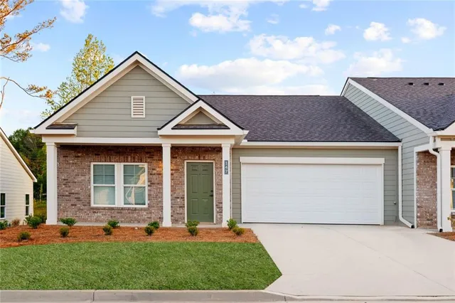 $1,999 | 705 Charles Hardy Parkway, Unit 18P, Dallas, GA 30157