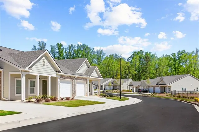 $1,999 | 705 Charles Hardy Parkway, Unit 18P, Dallas, GA 30157