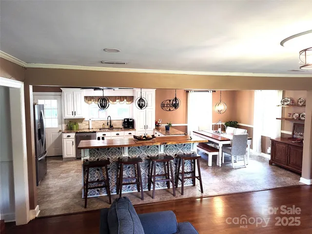 $395,000 | 3883 Bunkerhill School Road, Claremont, NC 28610