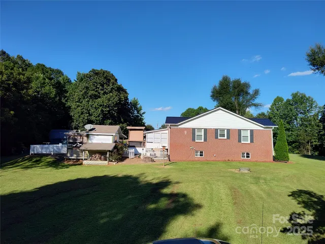 $395,000 | 3883 Bunkerhill School Road, Claremont, NC 28610