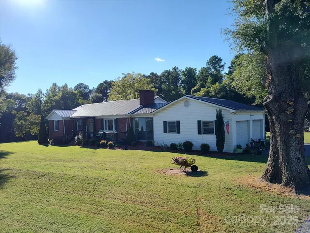 $395,000 | 3883 Bunkerhill School Road, Claremont, NC 28610