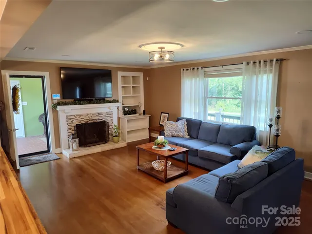 $395,000 | 3883 Bunkerhill School Road, Claremont, NC 28610