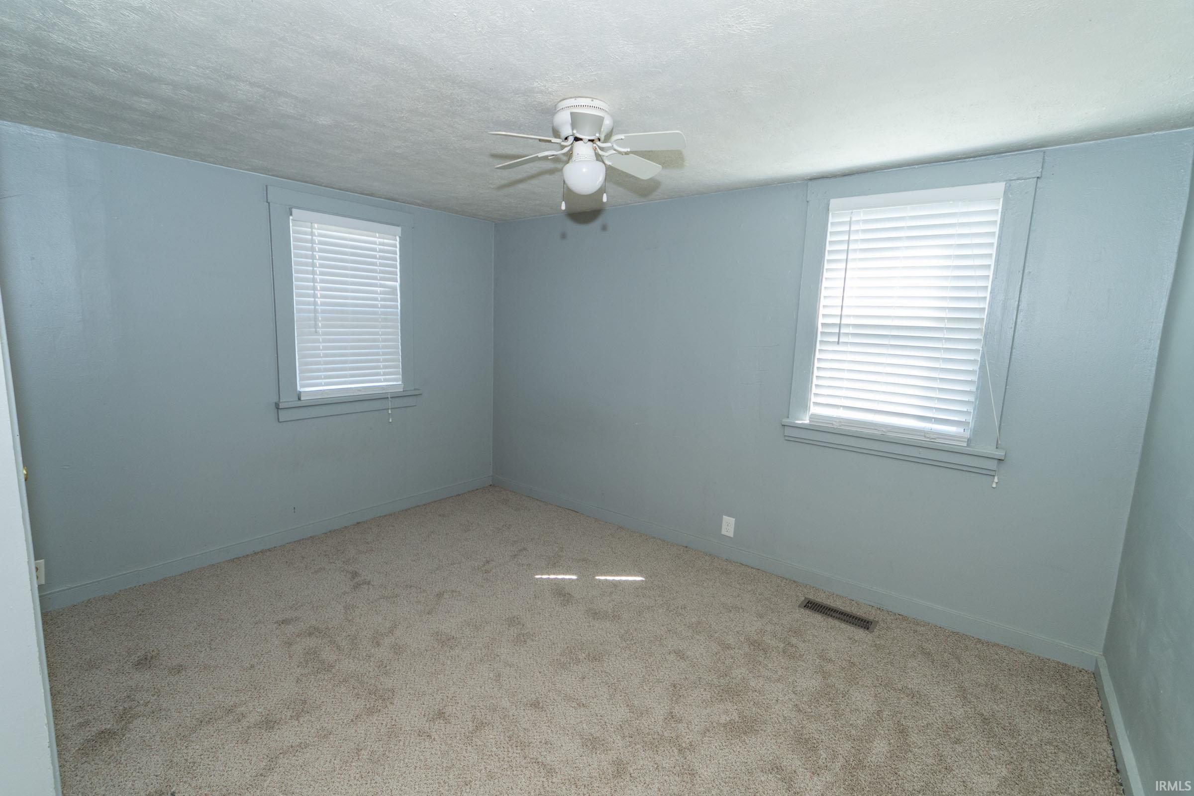 1012 West 8th Street Mishawaka, IN 46544 - Photo 7 of 17