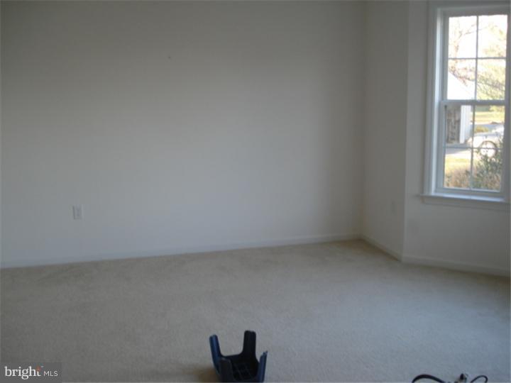 435 Haymarket Lane Lititz, PA 17543 - Photo 2 of 6