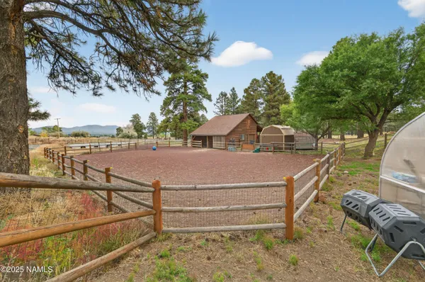 $1,150,000 | 11990 Glodia Drive, Flagstaff, AZ 86004