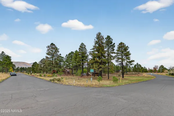 $1,150,000 | 11990 Glodia Drive, Flagstaff, AZ 86004
