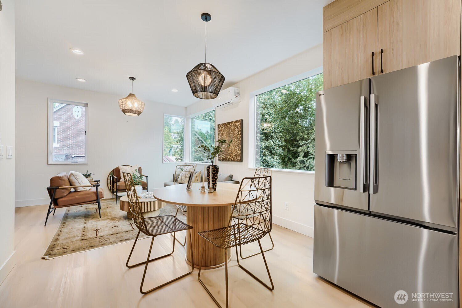2626 58th Avenue Southwest, Unit B Seattle, WA 98116 - Photo 6 of 40