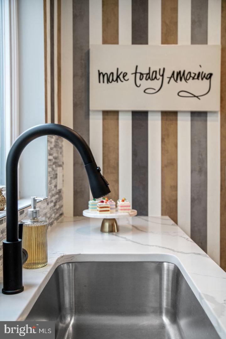 815 Perkiomen Street, Unit 15 Philadelphia, PA 19130 - Photo 11 of 55