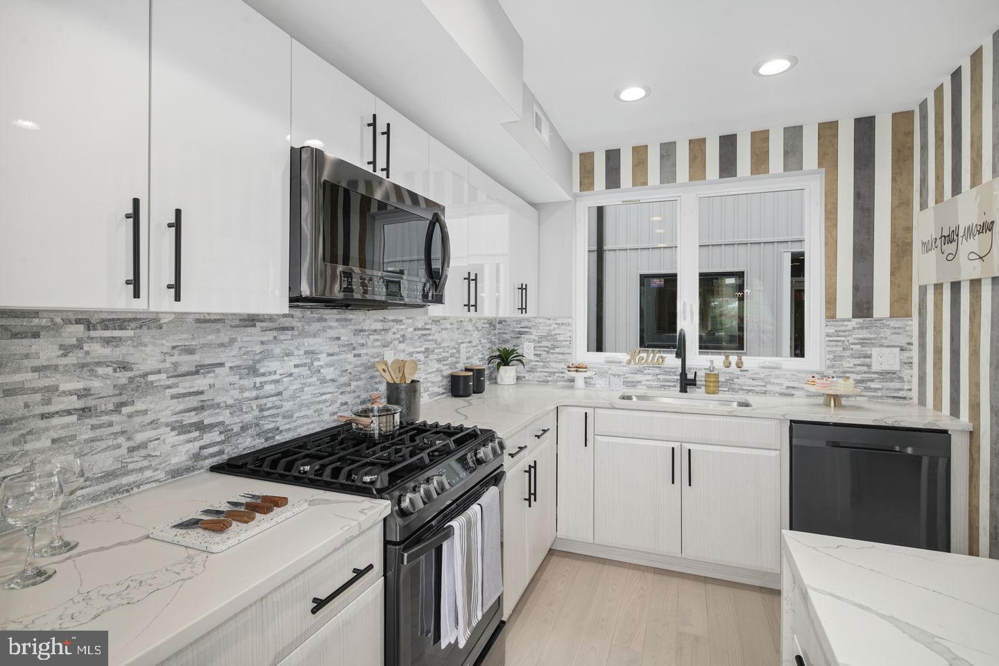 815 Perkiomen Street, Unit 15 Philadelphia, PA 19130 - Photo 12 of 55