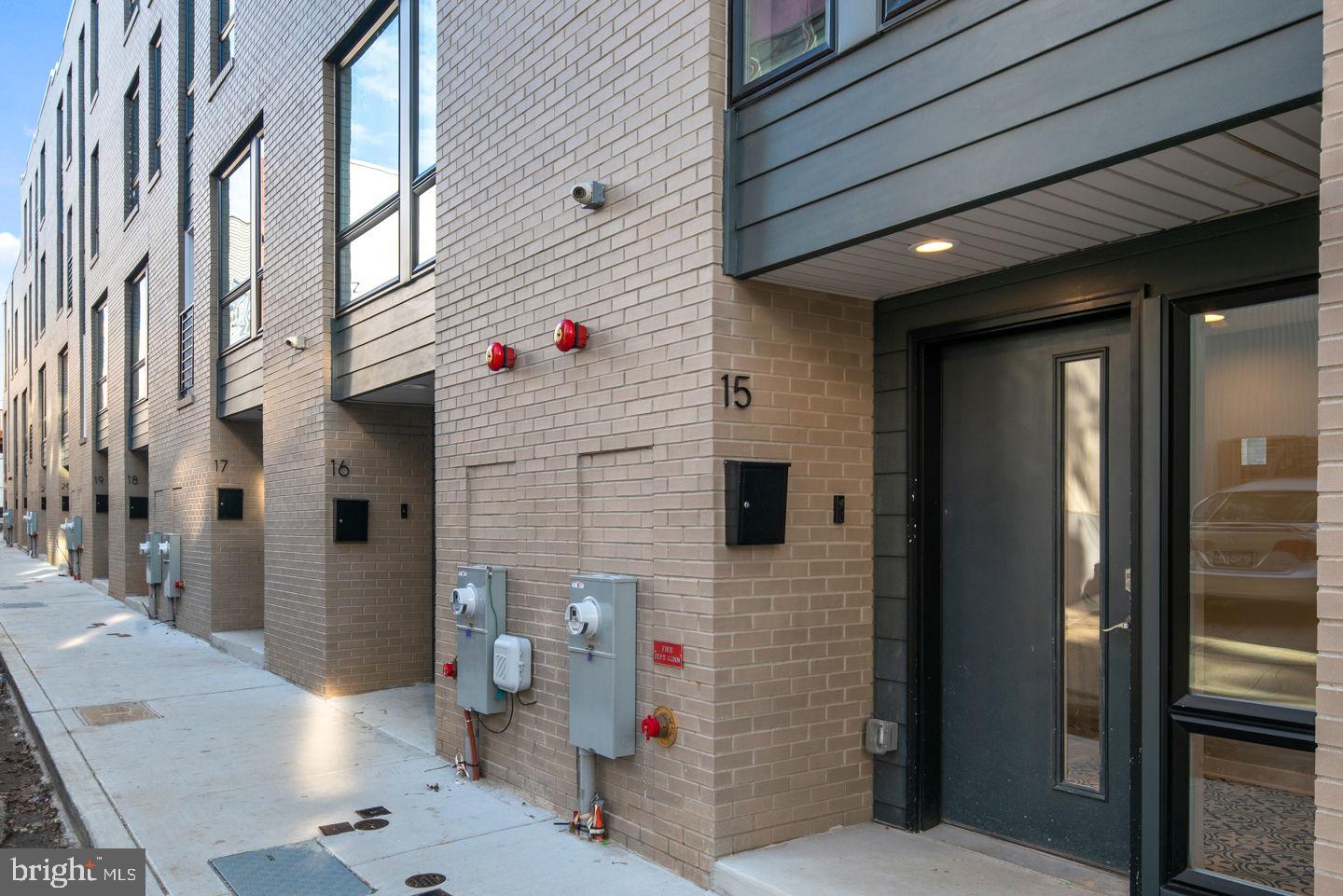 815 Perkiomen Street, Unit 15 Philadelphia, PA 19130 - Photo 2 of 55