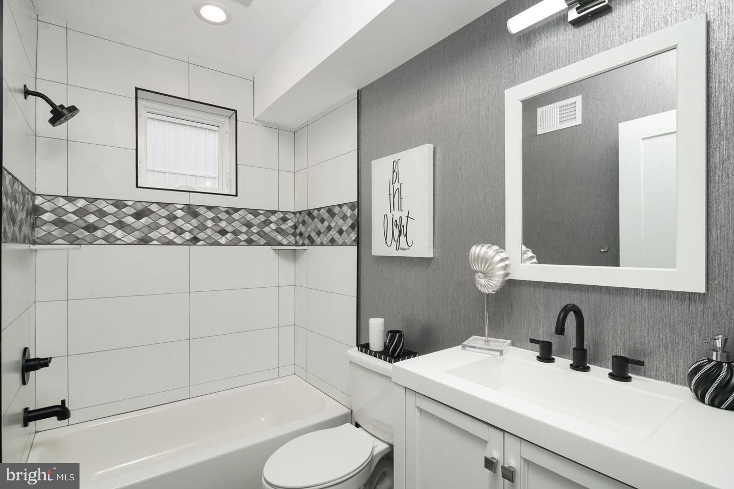 815 Perkiomen Street, Unit 15 Philadelphia, PA 19130 - Photo 27 of 55