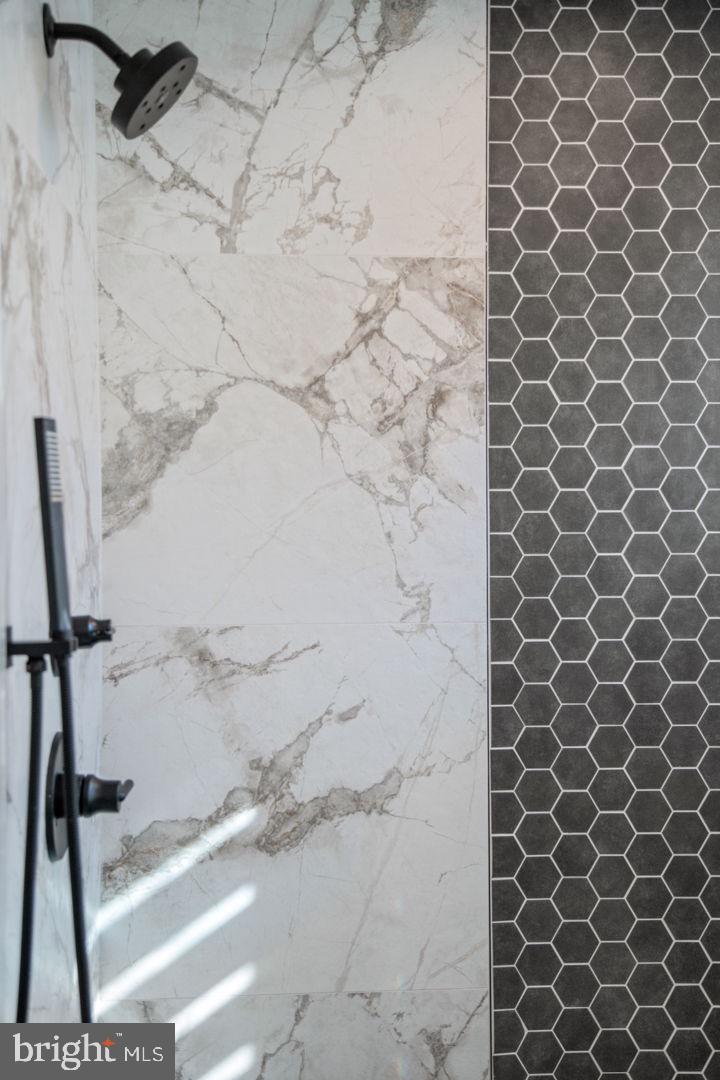 815 Perkiomen Street, Unit 15 Philadelphia, PA 19130 - Photo 37 of 55