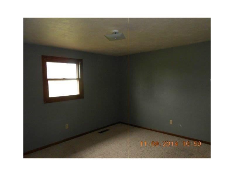 292 West 500 South Anderson, IN 46013 - Photo 6 of 9