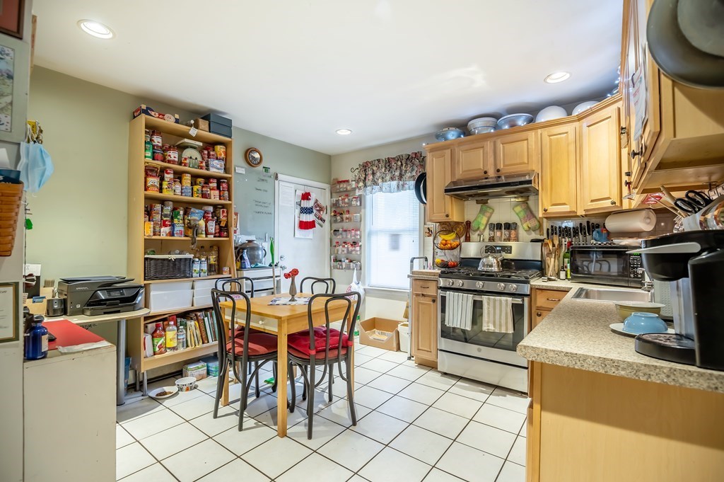 36-38 Dufton Road Andover, MA 01810 - Photo 8 of 11 Gallery Image 8