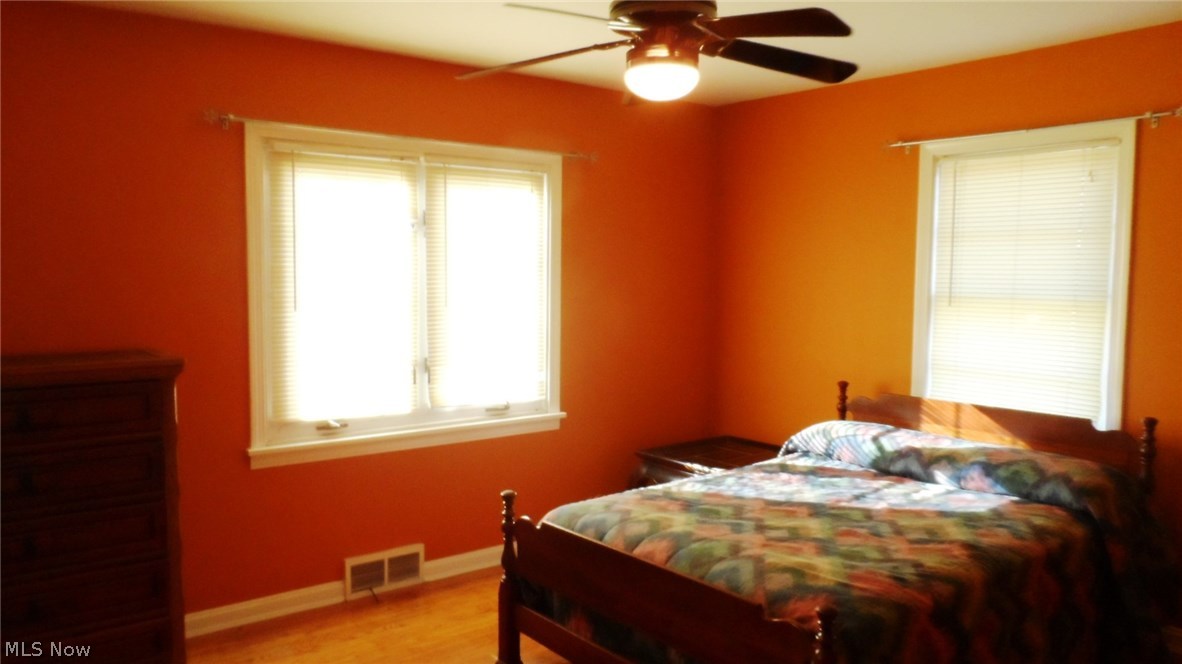 1457 Riverside Drive Akron, OH 44310 - Photo 9 of 27 Master bedroom with wood floors