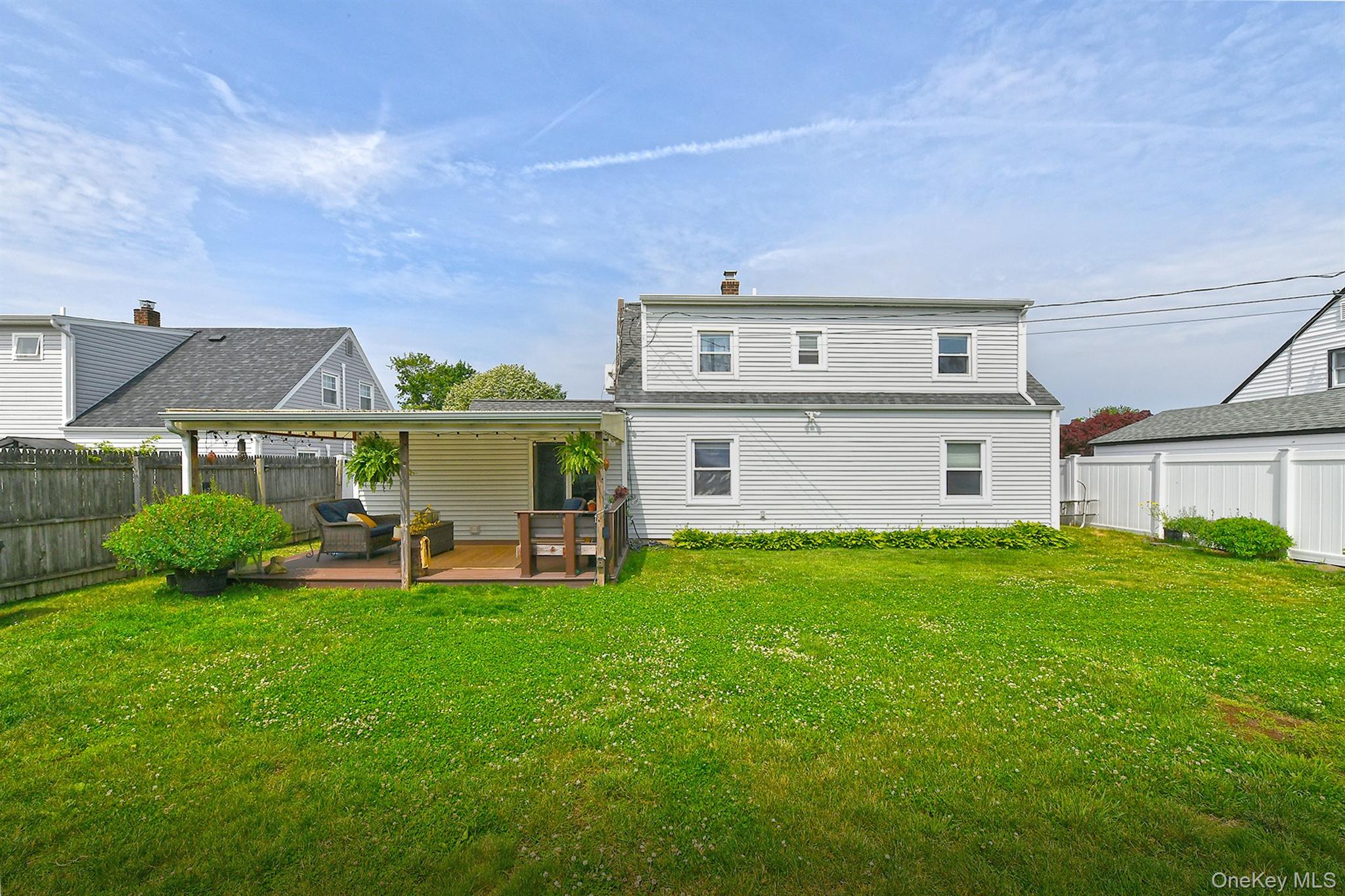 35 Ranch Lane Levittown, NY 11756 - Photo 33 of 38