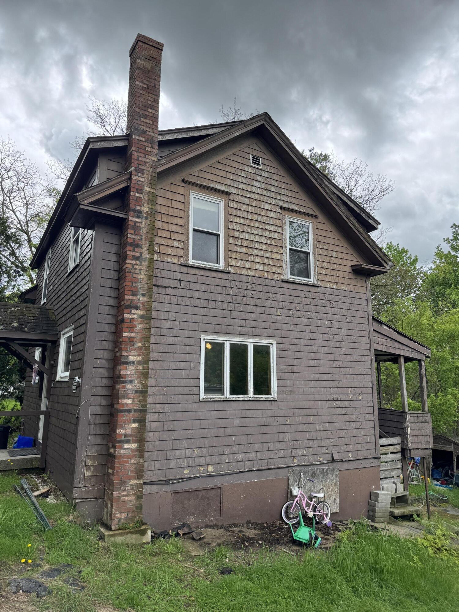 93 Randall Road Lewiston, ME 04240 - Photo 2 of 15 IMG_2497 2