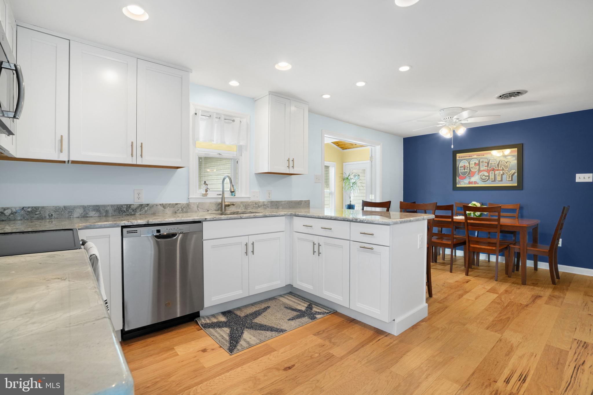 13611 North Ocean Road Ocean City, MD 21842 - Photo 5 of 40 Gallery Image 5