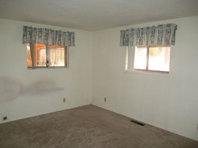 723 Ridge Street Portola, CA 96122 - Photo 10 of 15 Gallery Image 10