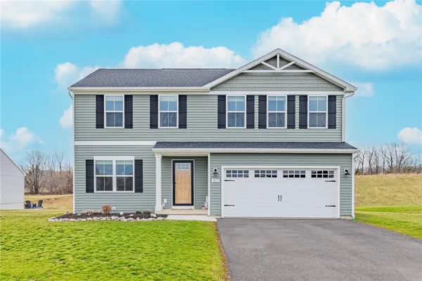 $399,900 | 3371 Verbena Lane, Macedon, NY 14502