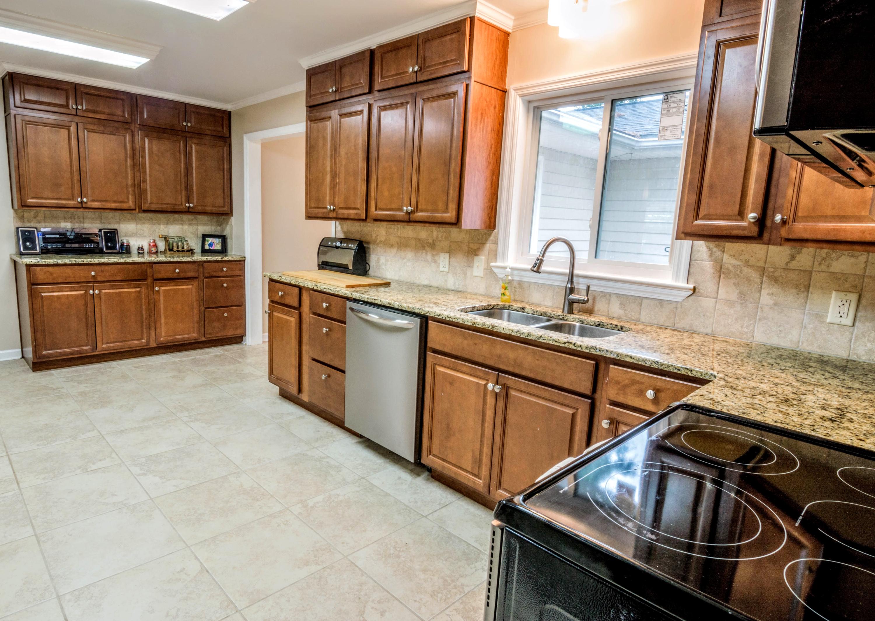 7106 Shepherd View Circle Chattanooga, TN 37421 - Photo 9 of 28 DSC_9198