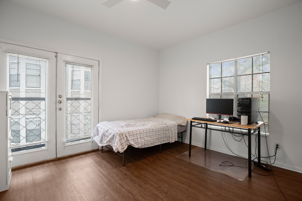 914 West 22nd 1/2 Street, Unit 304 Austin, TX 78705 - Photo 9 of 13