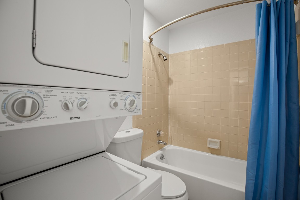 914 West 22nd 1/2 Street, Unit 304 Austin, TX 78705 - Photo 10 of 13