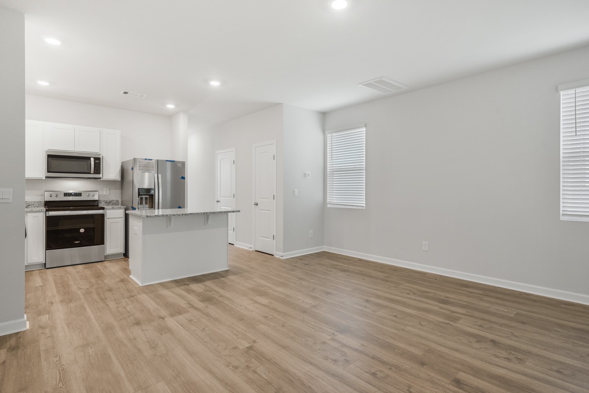 118 Cecil Road Lebanon, TN 37087 - Photo 21 of 36 a view of kitchen with microwave and cabinets