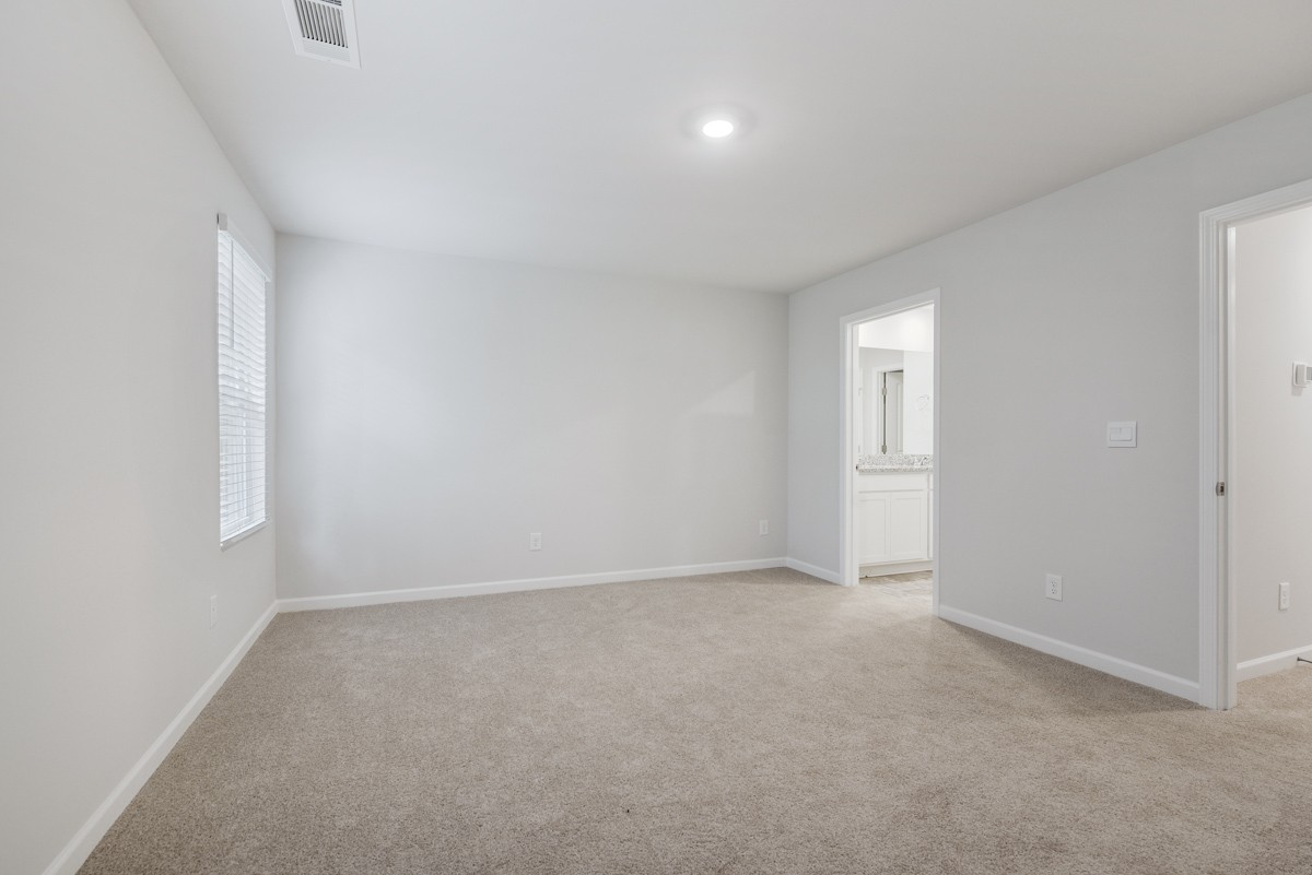 118 Cecil Road Lebanon, TN 37087 - Photo 28 of 36 a view of an empty room and a window