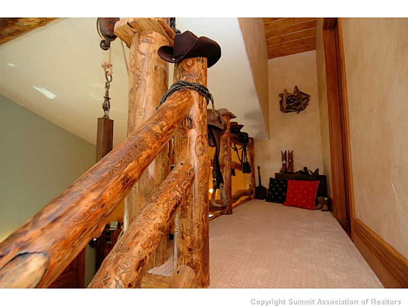 19 West Hansen Road Keystone, CO 80435 - Photo 11 of 25 Other. The wood accents are very unique and cool.