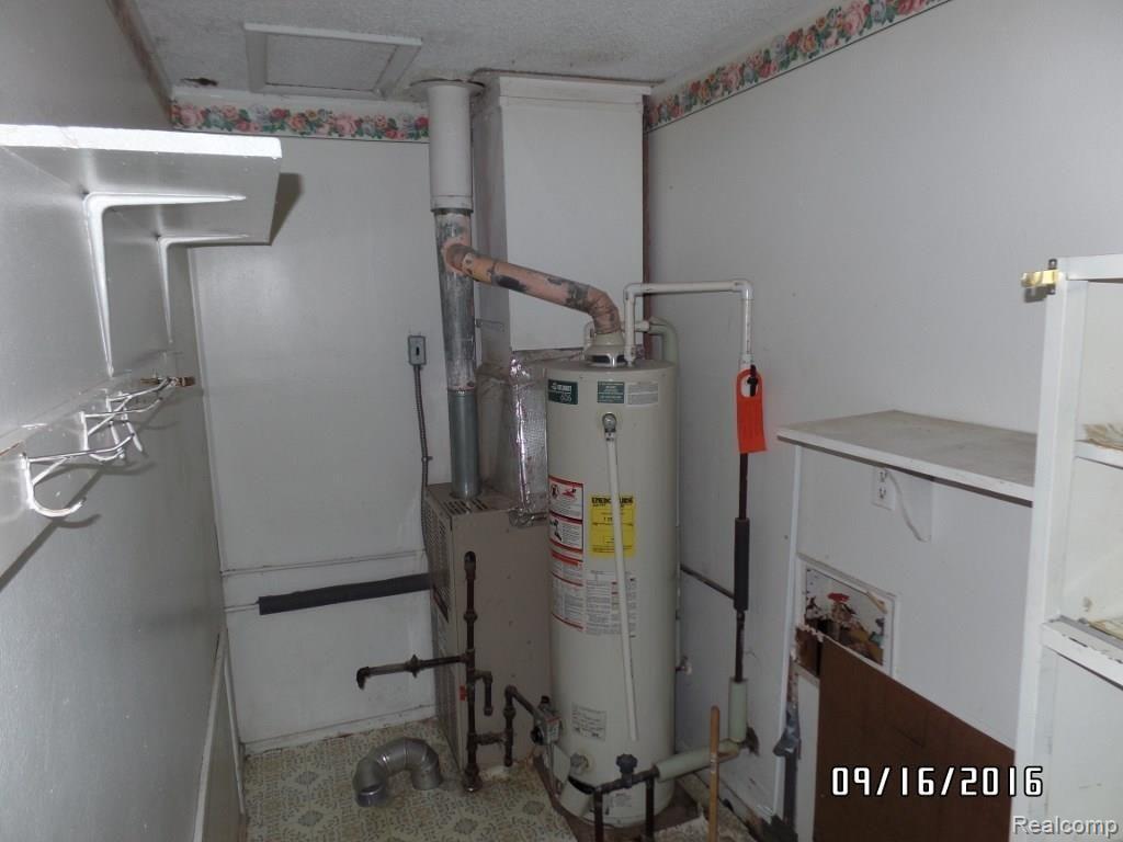 2288 Partridge Road Port Huron, MI 48060 - Photo 18 of 19 SAM_2637 (1024x768).jpg