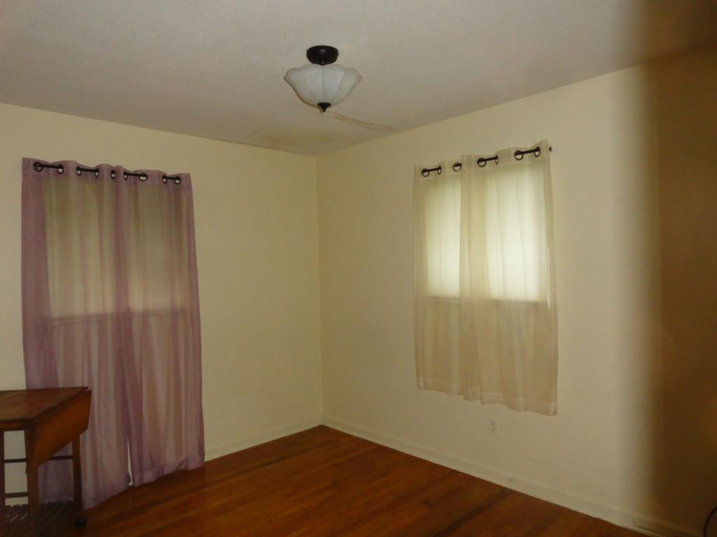19655 Federal Road Bristol, VA 24202 - Photo 15 of 36 Bedroom