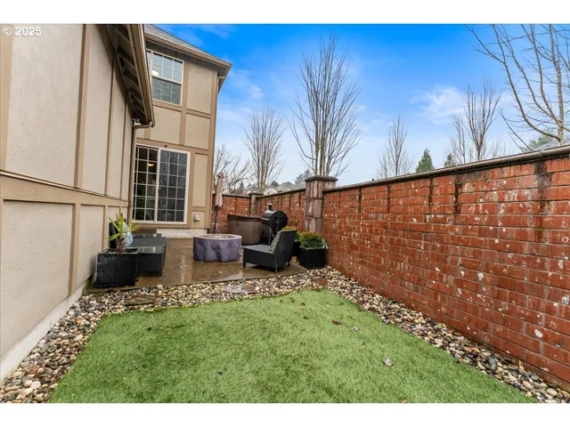 $629,999 | 10911 Southwest Barber Street, Wilsonville, OR 97070