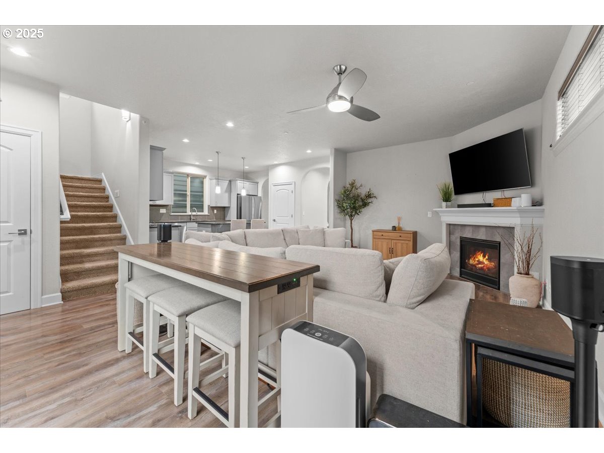 10911 Southwest Barber Street Wilsonville, OR 97070 - Photo 5 of 34